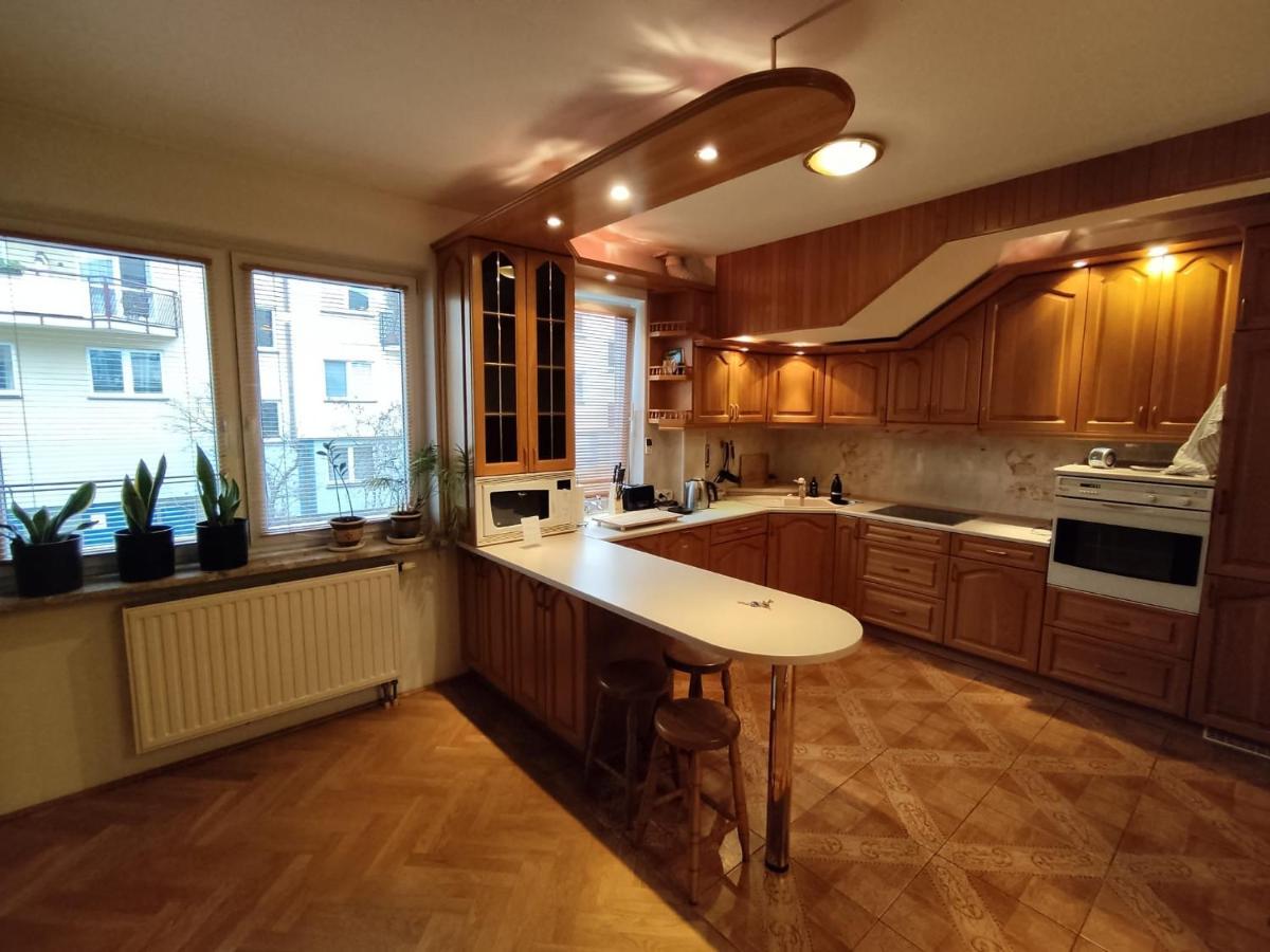 Classic Apartament Metro Kabaty Варшава Екстер'єр фото